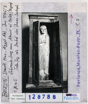 Vorschaubild Schrank-Sarg aus Abusur el Meleq (Fayum). Totenfigur als Deckel. (Sarg, Anthropomorph), Berlin, Ägypt. Museum, Inv. 17126/7 Diasammlung